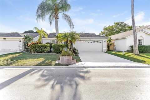 1332 Waterway Cove Dr, Wellington, FL 33414