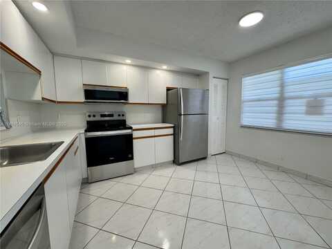 1151 SW 128th Ter, Pembroke Pines, FL 33027