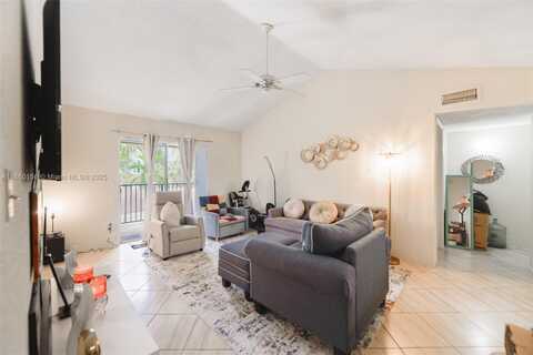 875 Riverside Dr, Coral Springs, FL 33071