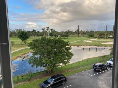 6995 NW 186th St, Hialeah, FL 33015