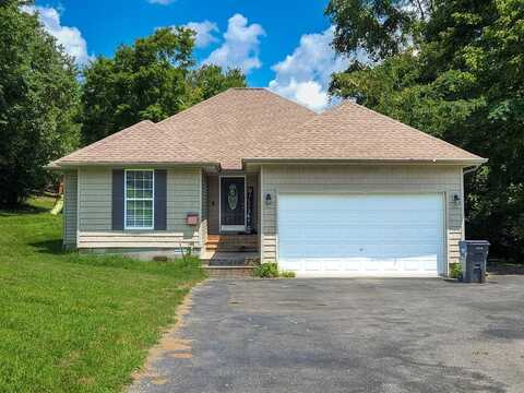 212 S Atkinson Ave, Earlington, KY 42410