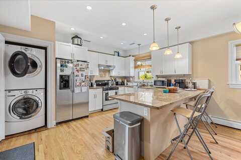 201 Norfolk St, Cambridge, MA 02139
