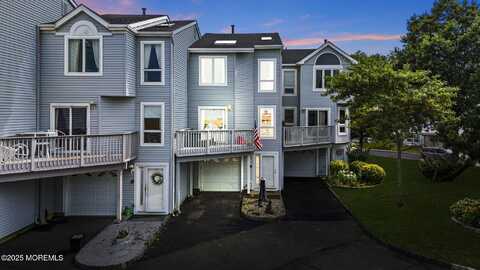 17 Vista Shores Drive, Union Beach, NJ 07735