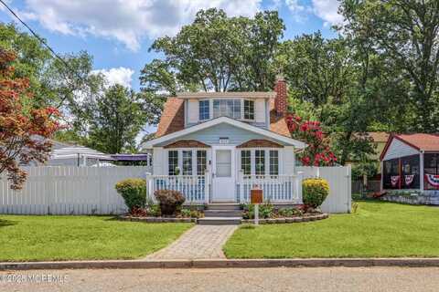 823 Lakeshore Drive, Cliffwood, NJ 07735