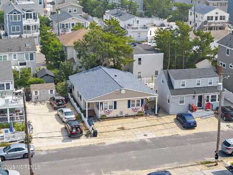 131-133 E Delaware Avenue, Long Beach, NJ 08008