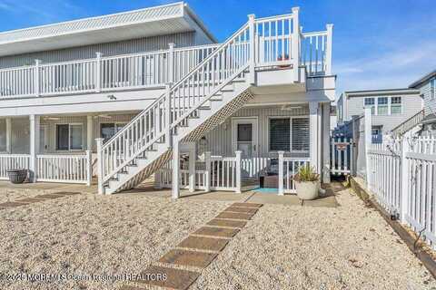 2307 Grand Central Avenue, Lavallette, NJ 08735