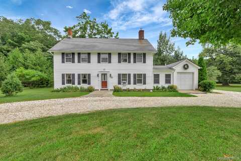 127 North Street, Manorville, NY 11949