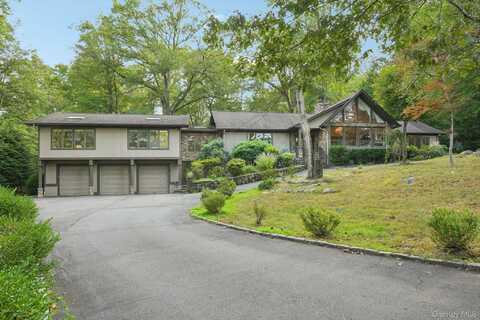 11 Old Phillips Hill Road, New City, NY 10956