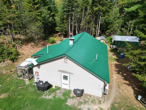 21 Bearadise Lane, Springfield, ME 04487