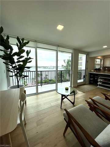 3500 Gulf Shore, NAPLES, FL 34103