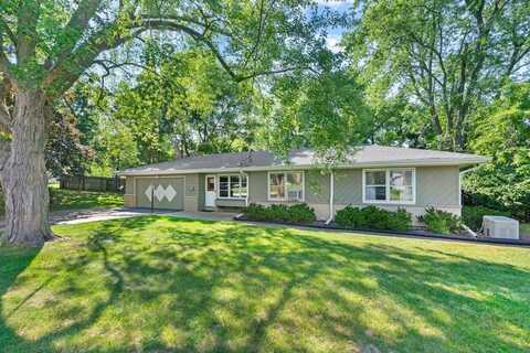 233 Arthur Drive, Woodstock, IL 60098