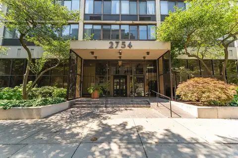 2754 N Hampden Court, Chicago, IL 60614