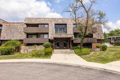 513 Timber Ridge Drive, Carol Stream, IL 60188