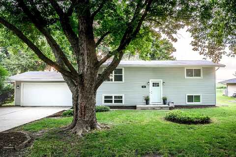 502 S East Street, Hudson, IL 61748