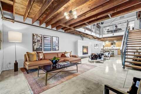 849 Pine Avenue, Long Beach, CA 90813