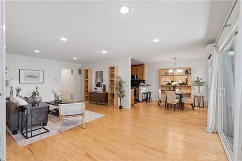 1925 Montana Avenue, Santa Monica, CA 90403