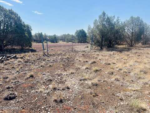 3607 N Double A Ranch Road, Ash Fork, AZ 86320