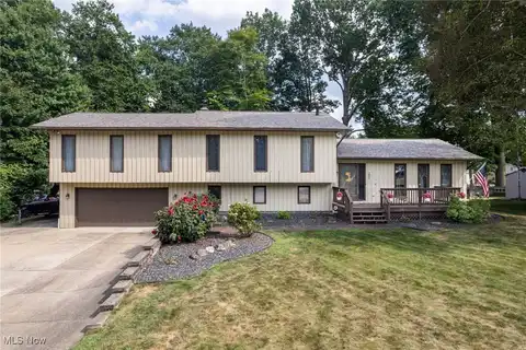 293 Fawnwood Drive, Tallmadge, OH 44278