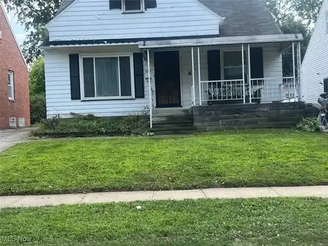 11212 Dove Avenue, Cleveland, OH 44105