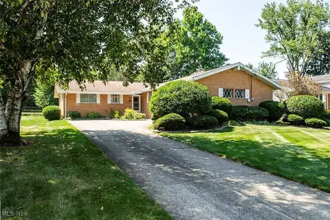 28753 Tudor Drive, North Olmsted, OH 44070