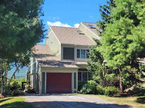623A Topnotch Drive, Stowe, VT 05672