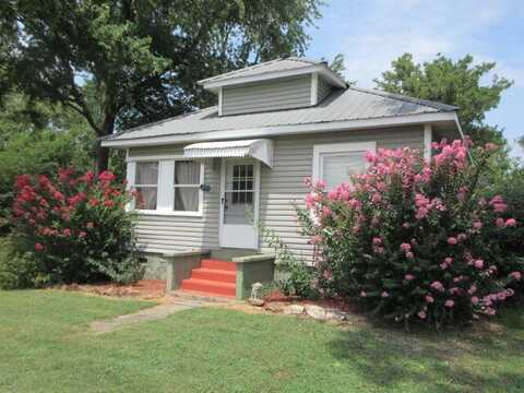 2003 E Rockdale Rd, Miami, OK 74354