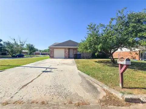 1218 Pond Creek Drive, Tecumseh, OK 74873