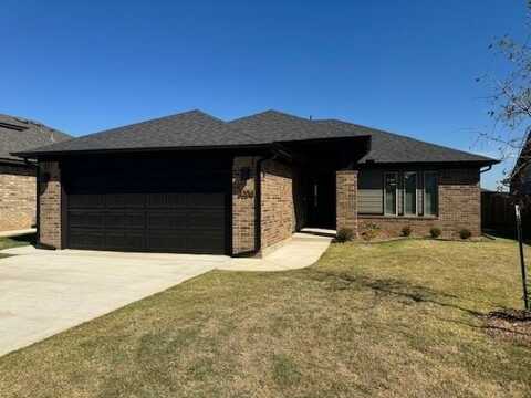 3204 Gunnison River Drive, Yukon, OK 73099