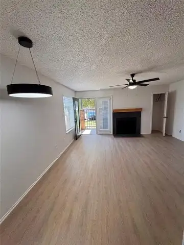 2305 Basil Drive, Arlington, TX 76006