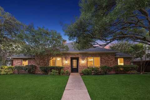 8820 Kenton Drive, Dallas, TX 75231