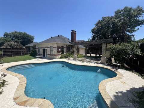 2326 Arrowcrest Court, Garland, TX 75044