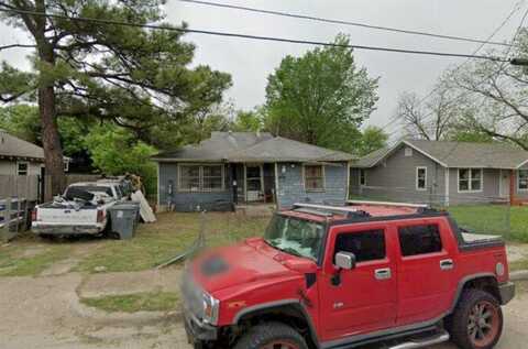 4110 CARL, Dallas, TX 75210
