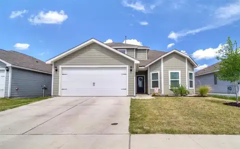 10852 Copper Hills Lane, Fort Worth, TX 76108