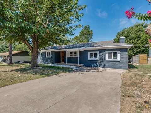 302 S Workman Road, Decatur, TX 76234