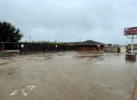 1401 E Berry Street, Fort Worth, TX 76119