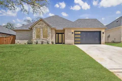 707 Ross Trail, Arlington, TX 76012