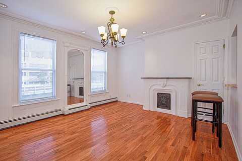 1614 Atlantic Ave, Brooklyn, NY 11213