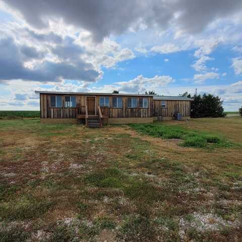 15701 Rd 40, Lodgepole, NE 69149