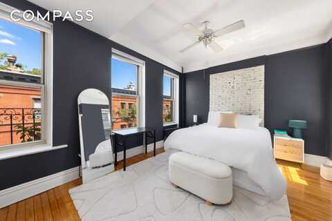 71 Barrow Street, New York, NY 10014