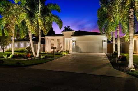 717 NE 22nd Dr, Wilton Manors, FL 33305
