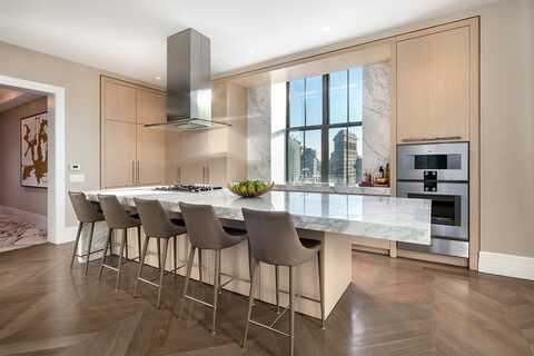 212 Fifth Avenue, New York, NY 10010