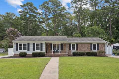 8 Hansom Drive, Poquoson, VA 23662