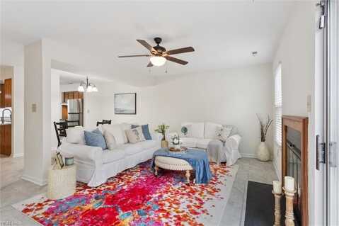 16 Bayview Court, Hampton, VA 23664