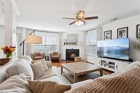 127 Rochdale Lane, Suffolk, VA 23434