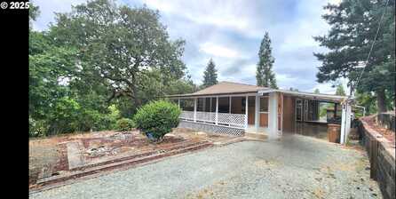 711 PLIN ST, Myrtle Creek, OR 97457