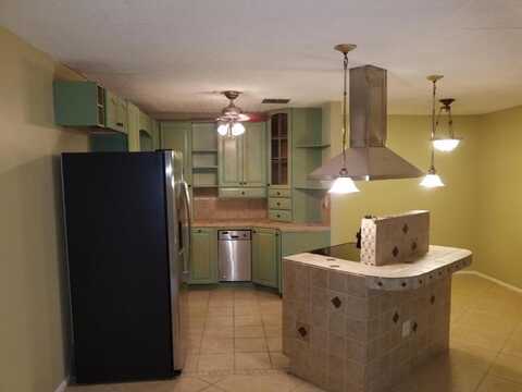 5725 Fernley Drive E, West Palm Beach, FL 33415