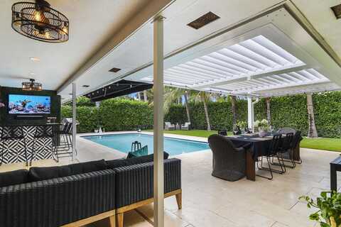 3481 NE 31 Avenue, Lighthouse Point, FL 33064