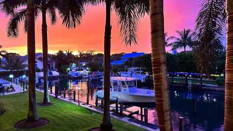 109 Paradise Harbour 211 Boulevard, North Palm Beach, FL 33408