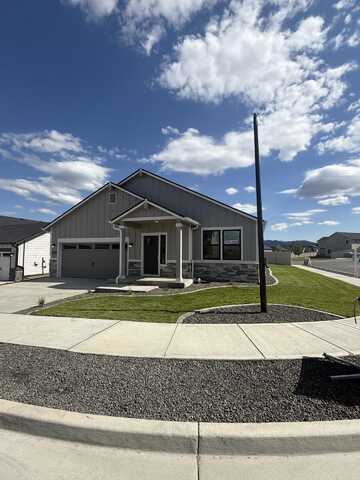 18110 E Barclay Ct, Spokane Valley, WA 99016