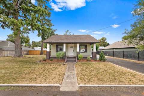 8204 E Marietta Ave, Millwood, WA 99212